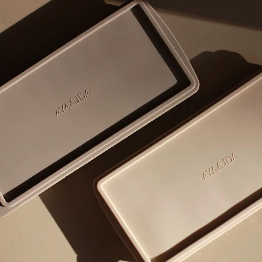 Silikone isterningebakke med låg